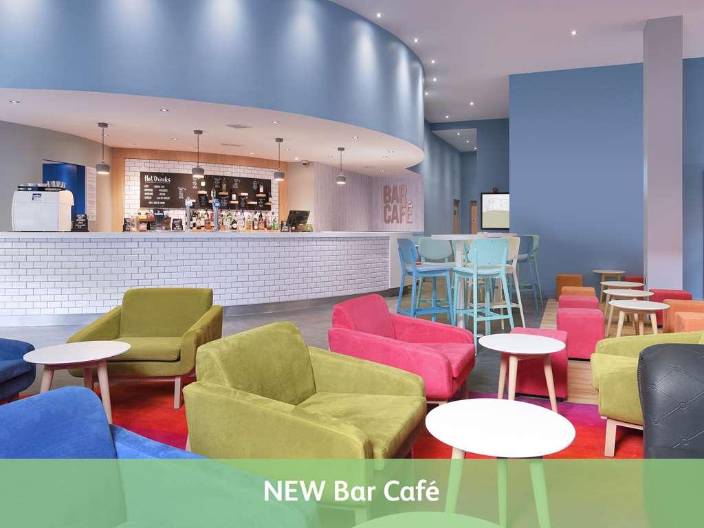 Travelodge York Central Micklegate 레스토랑 사진